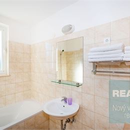 Ponúkame na predaj hotel v oblasti Vinjerac - Zadar.