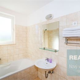 Ponúkame na predaj hotel v oblasti Vinjerac - Zadar.