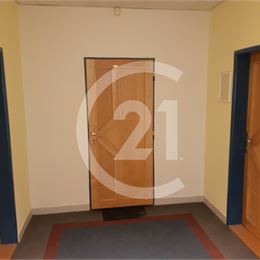 Väčšie kancelárske priestory na prenájom takmer v centre mesta Banská Bystrica