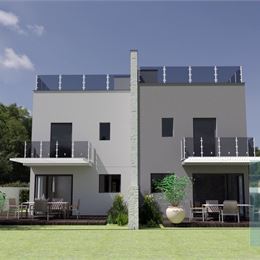 Ponúkame na predaj dvojpodlažné apartmány so záhradou, 210m od mora.