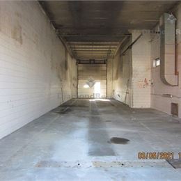 Na prenájom sklad prípadne garáž pre nákladne vozidla.