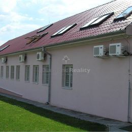 Na predaj logisticko-priemyselná budova v Malom Šariši