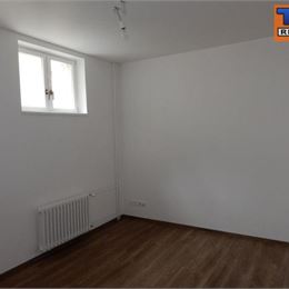 2-IZB. BYT, STARÉ MESTO, KOMPLETNÁ REKONŠTRUKCIA, BALKÓN, 56 m2