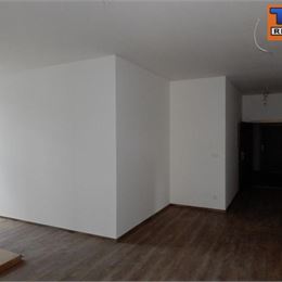 2-IZB. BYT, STARÉ MESTO, KOMPLETNÁ REKONŠTRUKCIA, BALKÓN, 56 m2