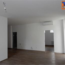 2-IZB. BYT, STARÉ MESTO, KOMPLETNÁ REKONŠTRUKCIA, BALKÓN, 56 m2