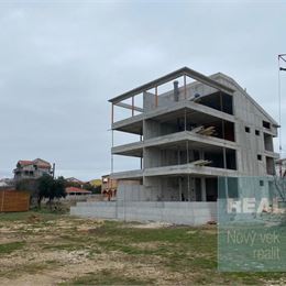 Ponúkame na predaj apartmány v novostavbe, na vynikajúcom mieste Povljana - Pag.