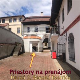 Ponúkame na prenájom barové/kaviarenské priestory len 120m od Námestia SNP v Banskej Bystrici