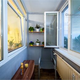 PREDANÉ ! 1,5 izbový byt, loggia, komora, veľká pivnica, VIDEO