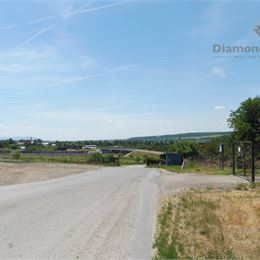 Administratívna budova a poľnohospodárske objekty, Rozhanovce