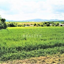 Stavebný pozemok v obci Tvrdomestice s rozlohou 1289m2