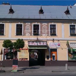 PREDAJ HOTEL v centre Pezinka, 1877m2, Národná kultúrna pamiatka