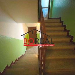 Slnečný 1izb. byt, 38 m2, Hlavná ul., Stupava