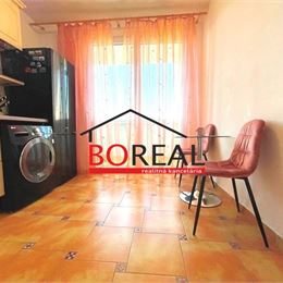 ** PREDANÉ ** Veľký 4izb. byt s loggiou, 83,33 m2, Wolkrova ul. - Petržalka, BA V.