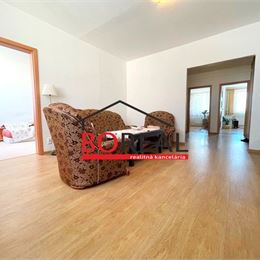 ** PREDANÉ ** Veľký 4izb. byt s loggiou, 83,33 m2, Wolkrova ul. - Petržalka, BA V.