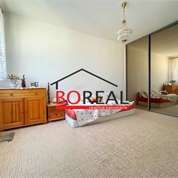 ** PREDANÉ ** Veľký 4izb. byt s loggiou, 83,33 m2, Wolkrova ul. - Petržalka, BA V.