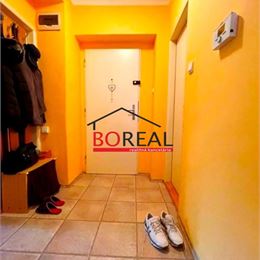 ** PREDANÉ ** Svetlý 3izb. byt, 65,67 m2 s dvoma pivnicami 7,63 m2, Vlčie hrdlo - Ružinov, BA II.