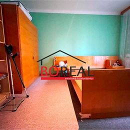 ** PREDANÉ ** Svetlý 3izb. byt, 65,67 m2 s dvoma pivnicami 7,63 m2, Vlčie hrdlo - Ružinov, BA II.