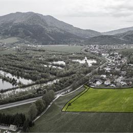 Stavebný pozemok na výstavbu rodinných domov