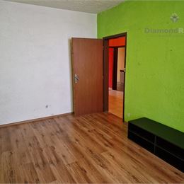 Ponúkame na predaj 3 izbový byt v pôvodnom stave na ulici Wuppertálska, Košice - KVP