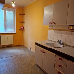 Ponúkame na predaj 3 izbový byt v pôvodnom stave na ulici Wuppertálska, Košice - KVP