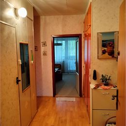 Na predaj 2 izbový byt s lodžiou v pôvodnom stave, Exnárova ul., Košice - sídl. Dargovských hrdinov