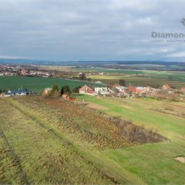 NA PREDAJ STAVEBNÝ POZEMOK V OBCI BRETEJOVCE | 742m²