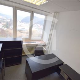 Kancelária 14 m2 na Zvolenskej ceste