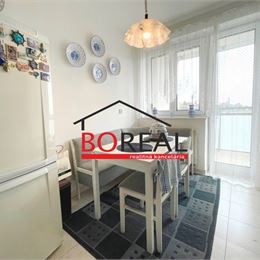 ** PRENAJATÉ ** Priestranný tehlový 2izb. byt, 2x balkón, ul. Za sokolovňou, Bratislava - Staré Mesto na