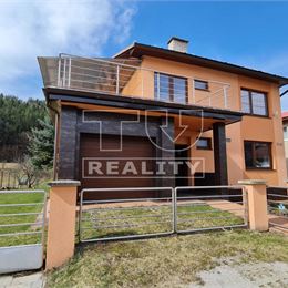 Predaj rodinného domu v obci Jasenie na pozemku o rozlohe 1350 m2
