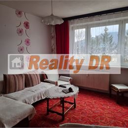 Exkluzívne-Ponúkame na predaj 3 izbový byt v Priekope na Dulovej ulici. Byt o rozlohe 69 m² sa nachá