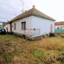 Predaj, rodinný dom Čiližská Radvaň, pozemok 1702 m² - IBA U NÁS