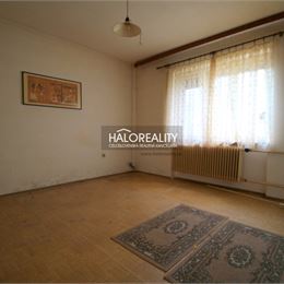 Predaj, rodinný dom Čiližská Radvaň, pozemok 1702 m² - IBA U NÁS