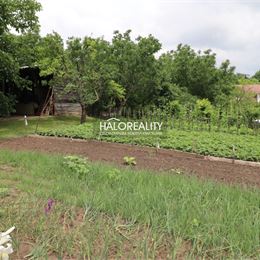 Predaj, pozemok pre rodinný dom 1361m² Svodín