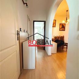 ** REZERVOVANÉ ** Priestranný 4izb. byt 83,33 m2 s loggiou, Pifflova ul, Petržalka - BA V.