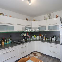 Predaj, trojizbový byt Považská Bystrica, SNP - EXKLUZÍVNE HALO REALITY