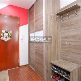 Predaj, trojizbový byt Považská Bystrica, SNP - EXKLUZÍVNE HALO REALITY