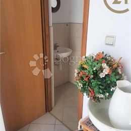 Dům se 2 apartmány – Vir, 152m2