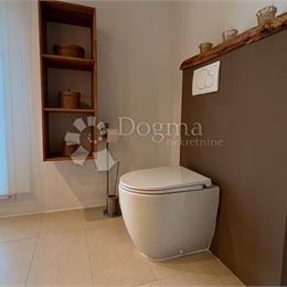 Dom s 5 apartmánmi – Bale, 350m2