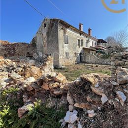 Kamenný dom vhodný na rekonštrukciu – Valtura, Ližnjan, 160m2