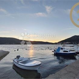 Stavebný pozemok – Poljica, Marina, 896m2