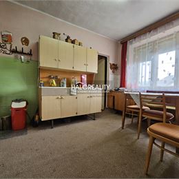 Predaj, rodinný dom Ratková - EXKLUZÍVNE HALO REALITY