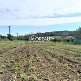 Predaj, pozemok pre rodinný dom 600m² Semerovo