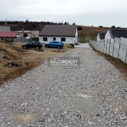 Predaj, pozemok pre rodinný dom 1000m² Vinohrady nad Váhom