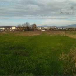 Ponúkam na predaj pozemky mestskej časti Barca