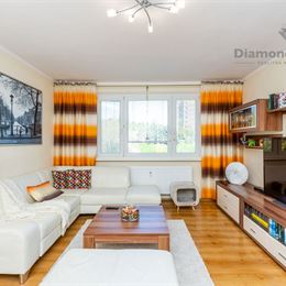 Na predaj veľký 3 izbový byt (77m2 + lodžia) v lukratívnej časti - Madridská ul., sídlisko Ťahanovce, Košice