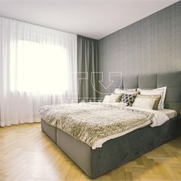 2-IZBOVÝ BYT,KOMPLETNÁ REKONŠTRUKCIA,RUŽINOV,LOGGIA,70m2