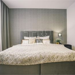 2-IZBOVÝ BYT,KOMPLETNÁ REKONŠTRUKCIA,RUŽINOV,LOGGIA,70m2