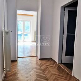 TUreality ponúka na predaj: Krásny slnečný 3,5 izbový byt v lokalita Bratislava - Staré Mesto 93m2