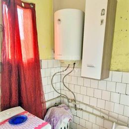 Zníženie ceny !! Na predaj skvelý domček /200 m2/ na dobrej adrese po čiastočnej rekonštrukcii v meste