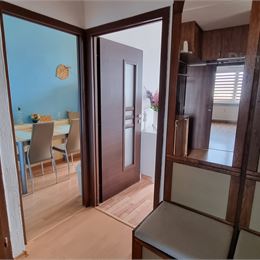PREDANÉ - Na predaj 3 izbový byt na ulici SNP, Sečovce